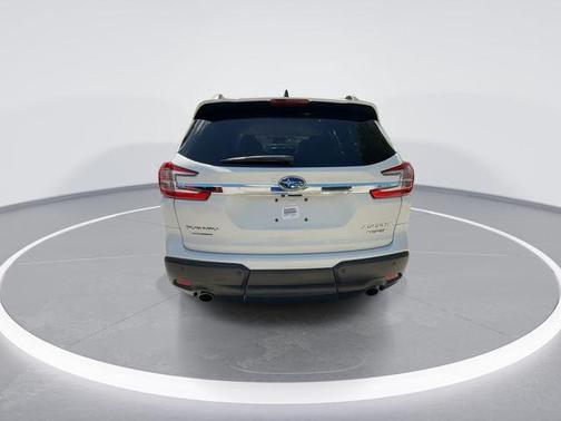 Crystal White Pearl 2023 Subaru Ascent Limited 8-Passenger