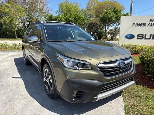 2022 Subaru Outback Touring