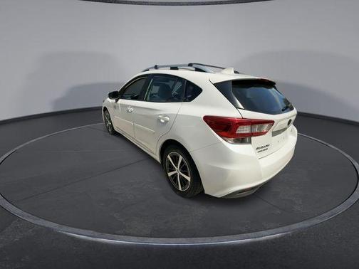 Crystal White Silica 2019 Subaru Impreza 2.0i Premium