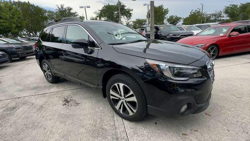Crystal Black Silica 2019 Subaru Outback 3.6R Limited