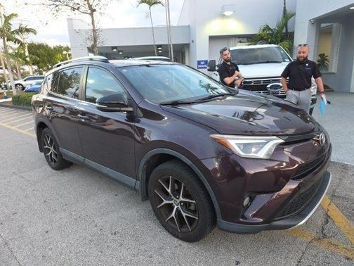 2016 Toyota RAV4 SE