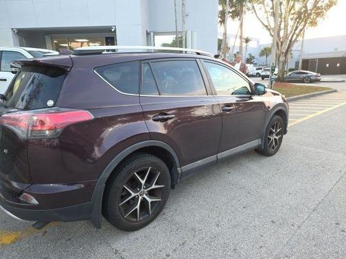 2016 Toyota RAV4 SE
