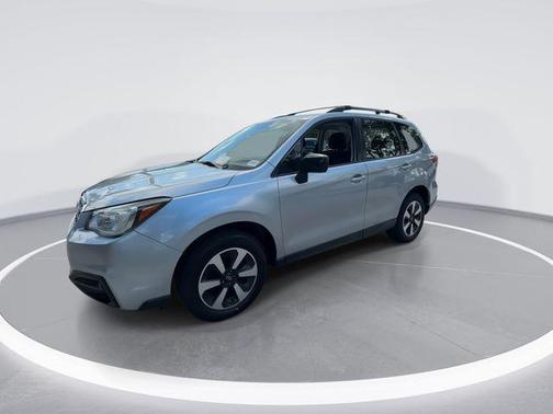 Ice Silver Metallic 2018 Subaru Forester 2.5i