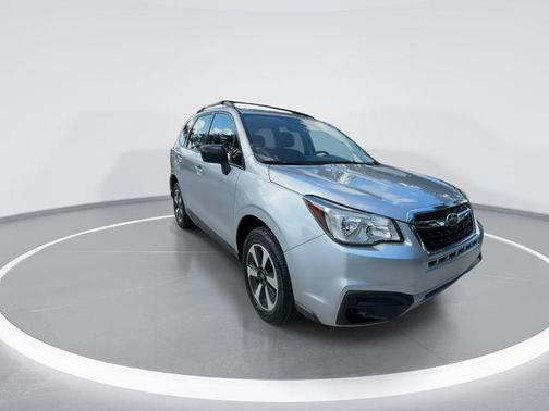 Ice Silver Metallic 2018 Subaru Forester 2.5i