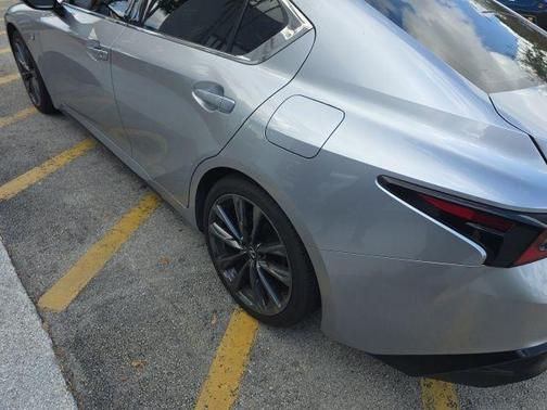 2023 Lexus IS 350 