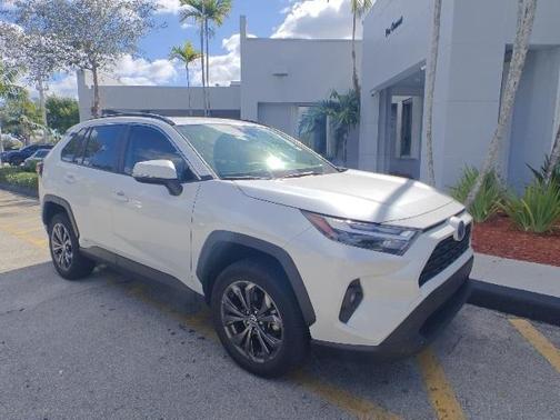 2024 Toyota RAV4 Hybrid XLE Premium