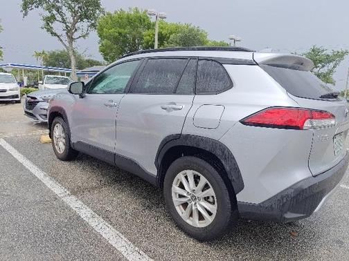 2022 Toyota Corolla Cross LE