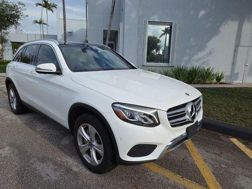 White 2018 Mercedes-Benz GLC 300 Base