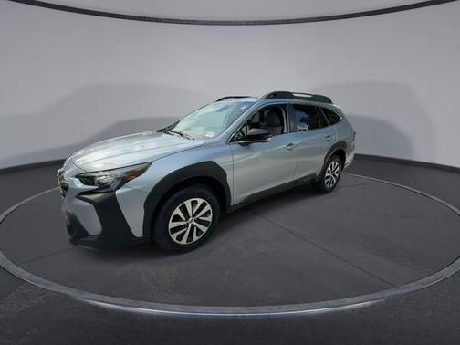 Ice Silver Metallic 2023 Subaru Outback Premium