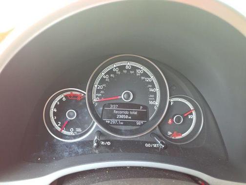 Tornado Red w/ Beige Top 2019 Volkswagen Beetle 2.0T SE