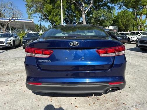 2017 Kia Optima LX