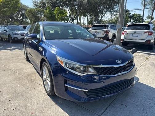 2017 Kia Optima LX