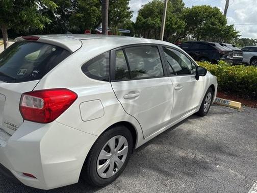 2016 Subaru Impreza 2.0i