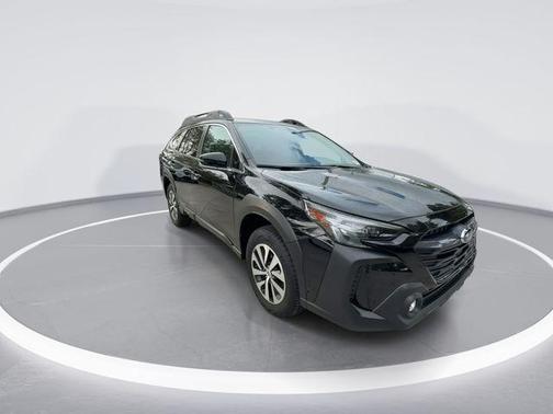 Crystal Black Silica 2024 Subaru Outback Premium