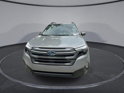 Pearl 2025 Subaru Forester Premium