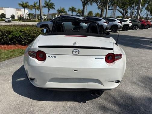 2024 Mazda MX-5 Miata Club
