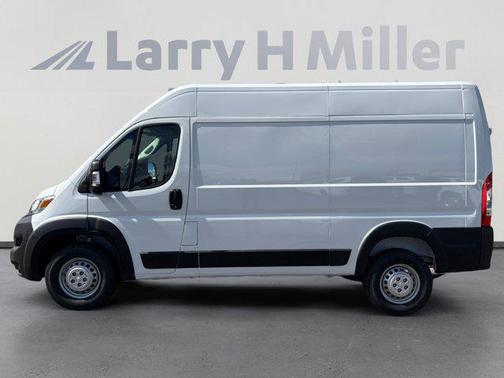Bright White Clearcoat 2026 RAM ProMaster 1500 Base