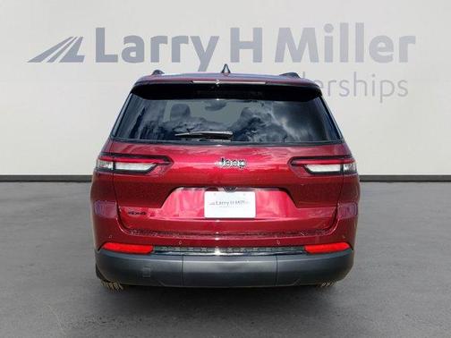 2025 Jeep Grand Cherokee L Laredo