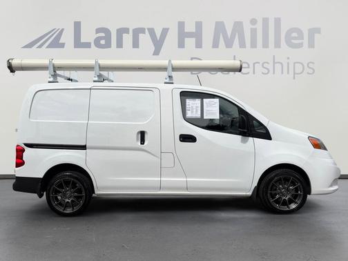 Cloud White 2020 Nissan NV200 S