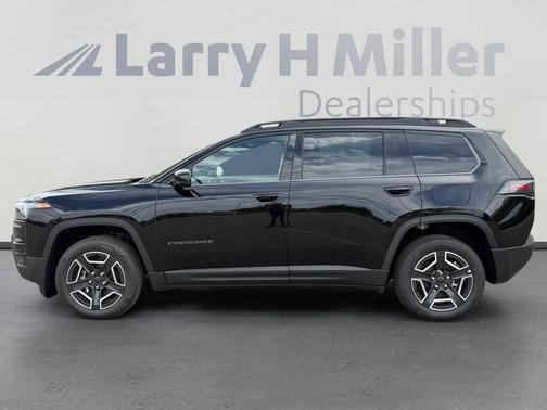 Diamond Black 2026 Jeep Cherokee LAREDO/LIMITED