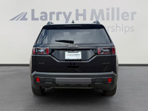 Diamond Black 2026 Jeep Cherokee LAREDO/LIMITED