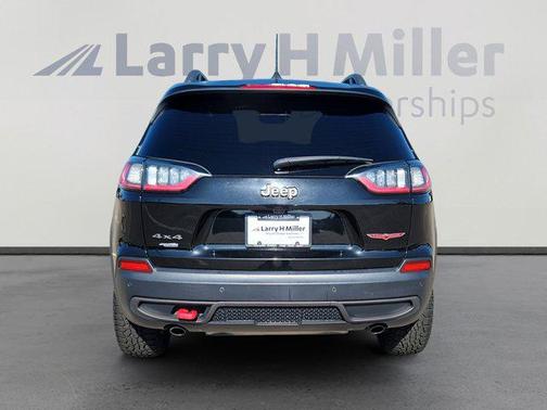 2020 Jeep Cherokee Trailhawk