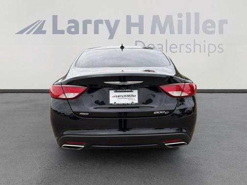 Black Clearcoat 2016 Chrysler 200 C