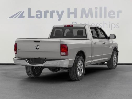 Bright Silver Clearcoat Metallic 2017 RAM 2500 SLT