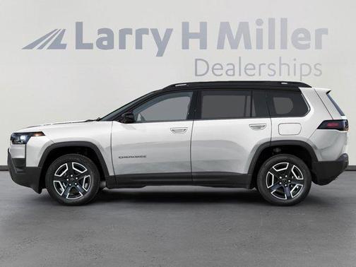 Bright White Clearcoat 2026 Jeep Cherokee LAREDO/LIMITED