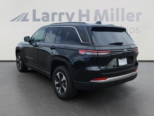 2025 Jeep Grand Cherokee 4xe Base