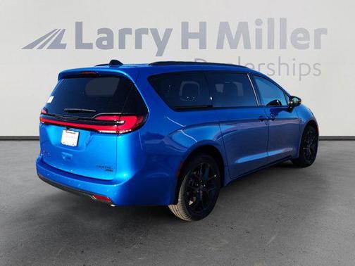 2026 Chrysler Pacifica Limited