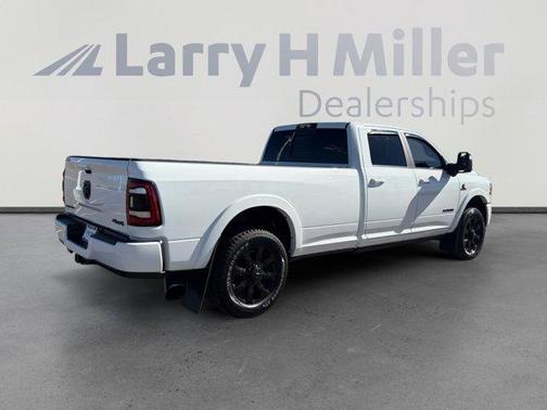 Bright White Clearcoat 2024 RAM 3500 Limited