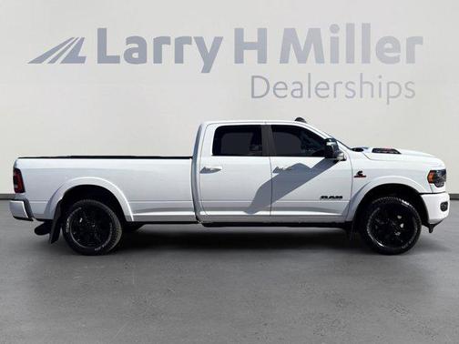 Bright White Clearcoat 2024 RAM 3500 Limited
