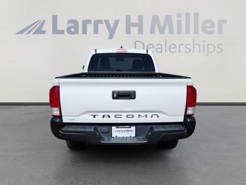 2016 Toyota Tacoma SR