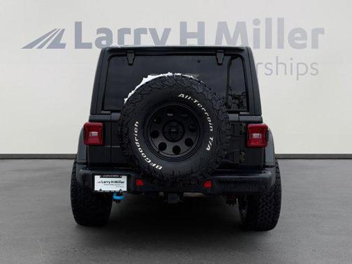 Sarge Green Clearcoat 2024 Jeep Wrangler 4xe Rubicon