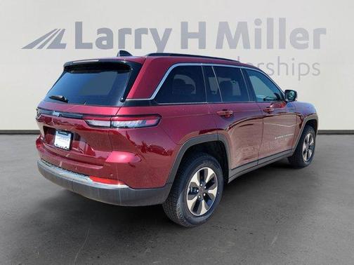 2025 Jeep Grand Cherokee 4xe Base