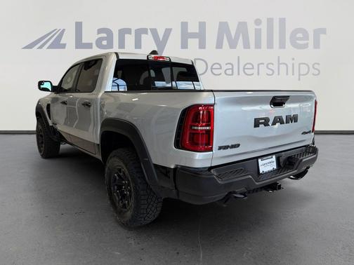 Silver Zynith 2026 RAM 1500 RHO
