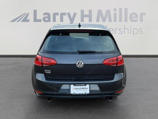 2017 Volkswagen Golf GTI S 4-Door