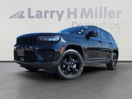 2022 Jeep Grand Cherokee Altitude