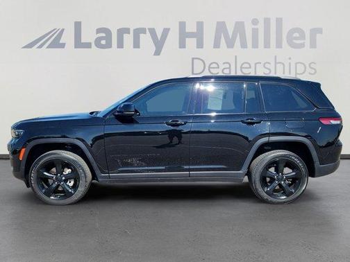 2022 Jeep Grand Cherokee Altitude