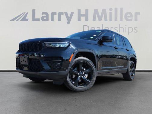 2022 Jeep Grand Cherokee Altitude
