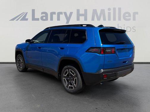 Hydro Blue Pearlcoat 2026 Jeep Cherokee LAREDO/LIMITED