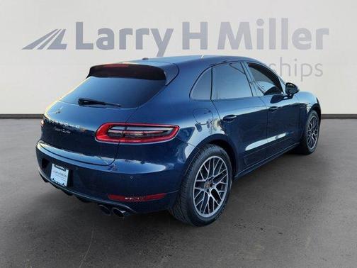 2015 Porsche Macan Turbo