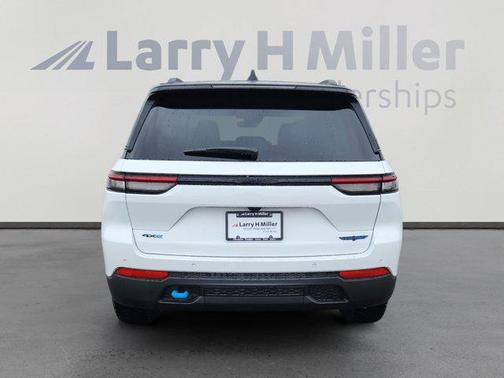 2025 Jeep Grand Cherokee 4xe Trailhawk