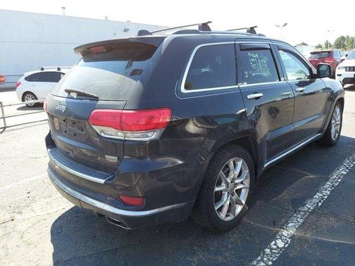 Photo 3 of 3 of 2015 Jeep Grand Cherokee Summit