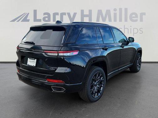 2025 Jeep Grand Cherokee Summit