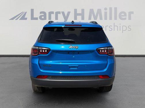 Hydro Blue Pearlcoat 2026 Jeep Compass Latitude