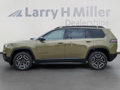 41 2026 Jeep Cherokee LAREDO/LIMITED