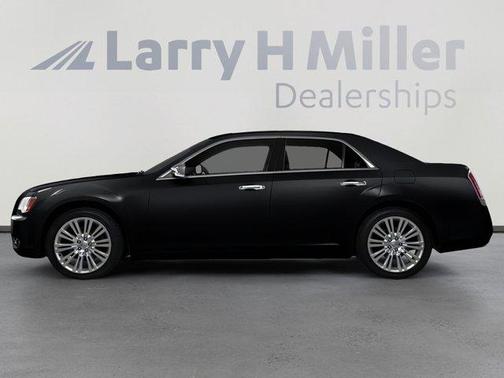 2014 Chrysler 300C John Varvatos Luxury