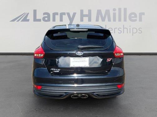 2018 Ford Focus ST Base